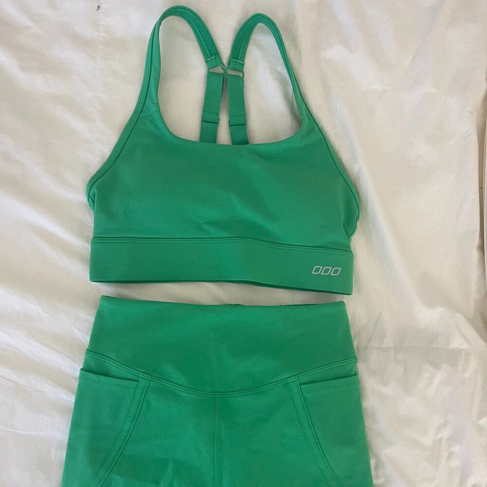 Lorna Jane Green Athletic Set Size Small